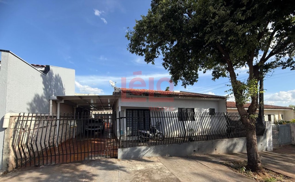 Casa Residencial para venda no Parque das Laranjeiras em Maringa com 300m² por R$ 450.000,00