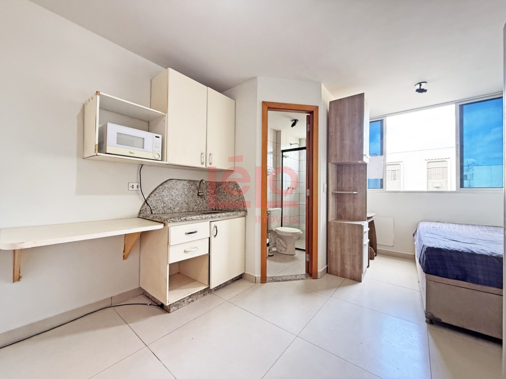 Apartamento para locacao no Zona 07 em Maringa com 55,39m² por R$ 1.300,00