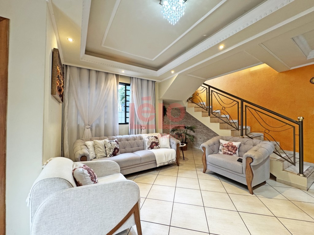 Sobrado para venda no Vila Morangueira em Maringa com 226,28m² por R$ 900.000,00