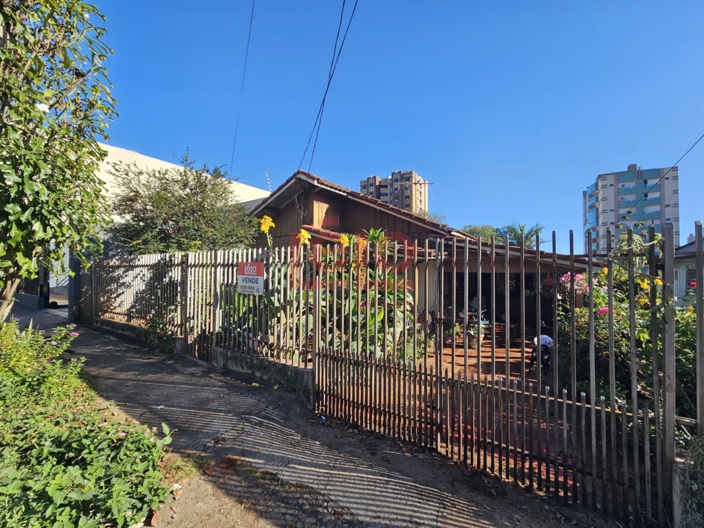 Casa Residencial para venda no Zona 07 em Maringa com 388,8m² por R$ 600.000,00