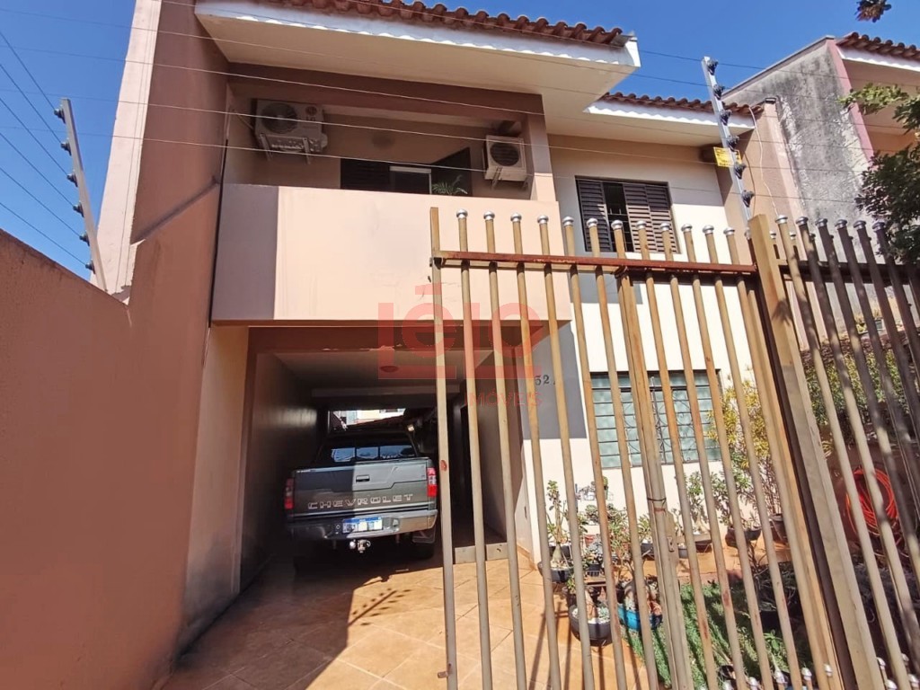 Sobrado para venda no Jardim Santa Helena em Maringa com 150,15m² por R$ 580.000,00