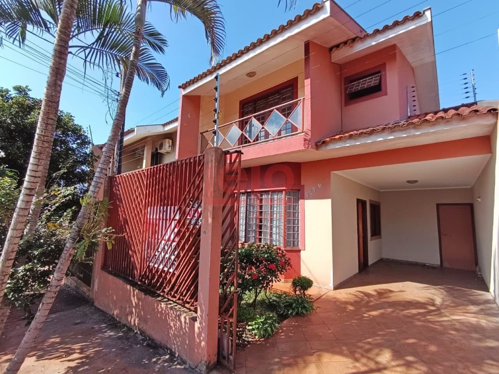 Sobrado para venda no Jardim Santa Helena em Maringa com 150,15m² por R$ 550.000,00