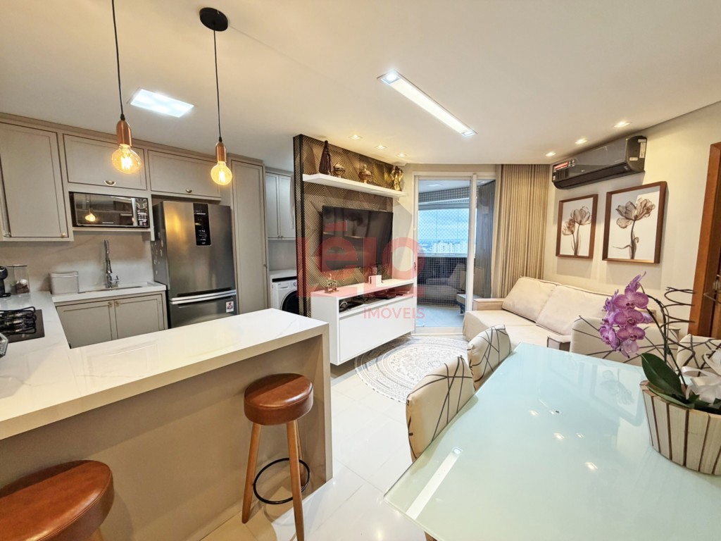 Apartamento para venda no Novo Centro em Maringa com 147,81m² por R$ 749.000,00