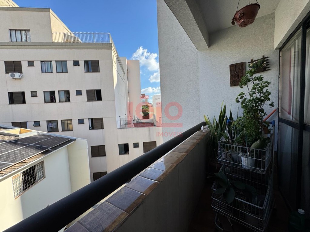 Apartamento para venda no Zona 07 em Maringa com 115m² por R$ 450.000,00