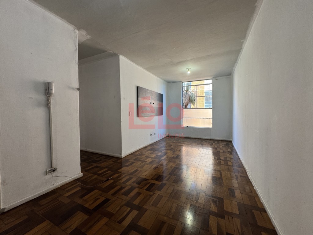 Apartamento para venda no Zona 07 em Maringa com 80,77m² por R$ 200.000,00