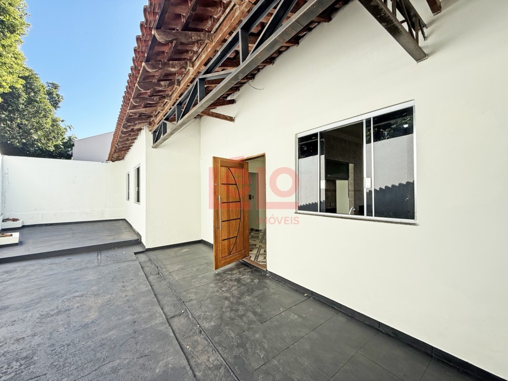 Casa Residencial para locacao no Jardim Universo em Maringa com 69,84m² por R$ 1.400,00