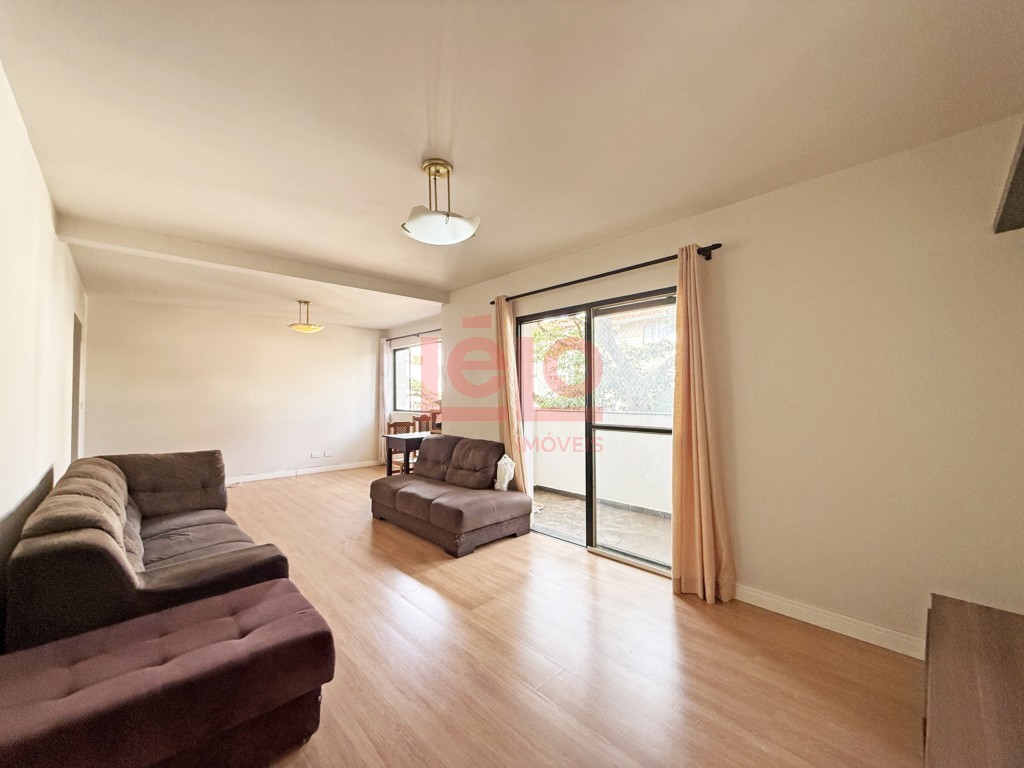 Apartamento para locacao no Zona 07 em Maringa com 152,13m² por R$ 2.500,00