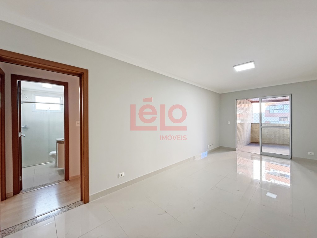 Apartamento para venda no Novo Centro em Maringa com 176,61m² por R$ 760.000,00
