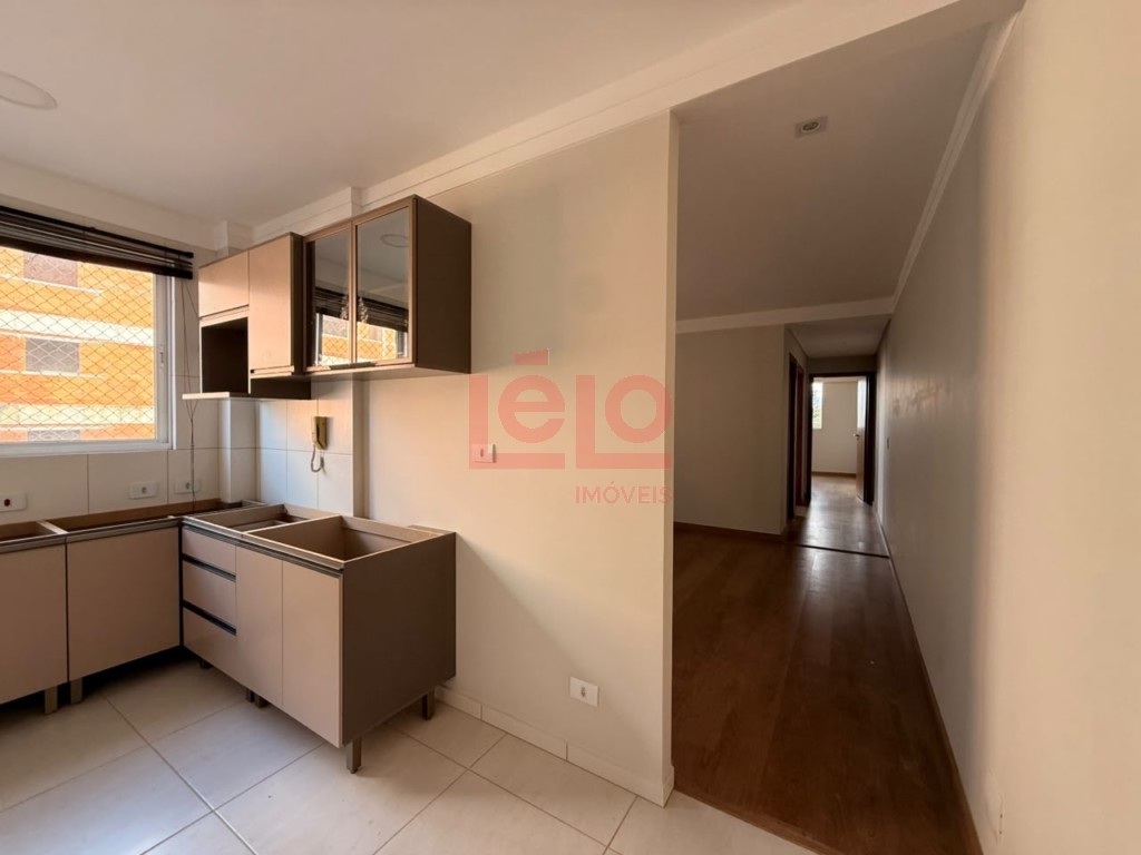 Apartamento para locacao no Zona 07 em Maringa com 61,49m² por R$ 1.750,00