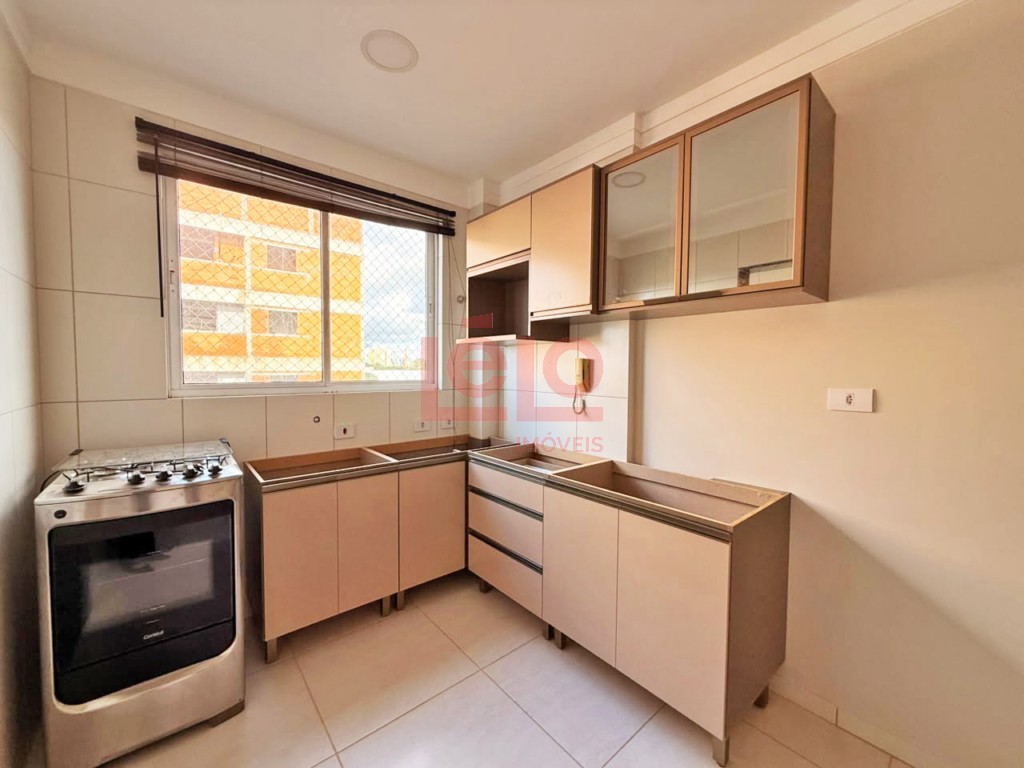 Apartamento para locacao no Zona 07 em Maringa com 107,02m² por R$ 1.750,00