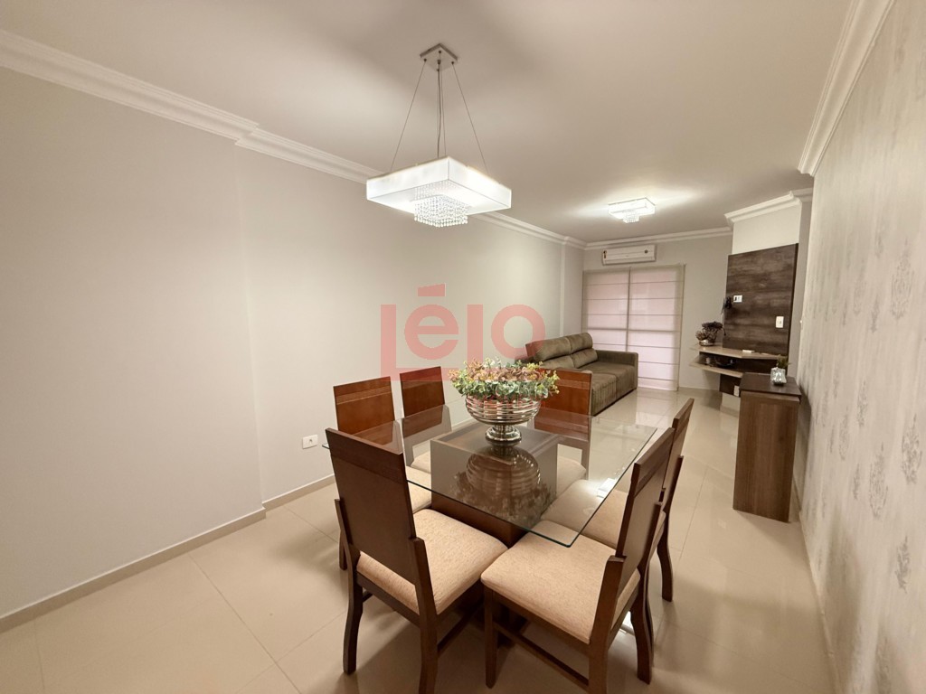 Apartamento para locacao no Novo Centro em Maringa com 96,94m² por R$ 3.300,00