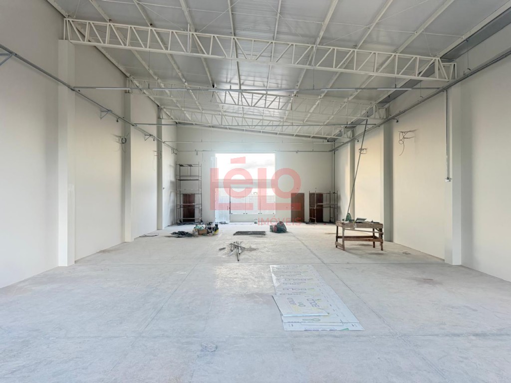 Barracão para locacao no Jardim Paraizo em Maringa com 363,78m² por R$ 11.000,00