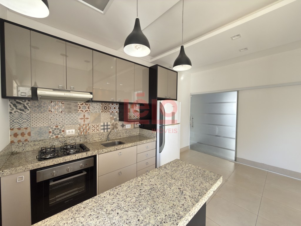 Casa Residencial para locacao no Jardim Monte Rei em Maringa com 104,99m² por R$ 3.000,00