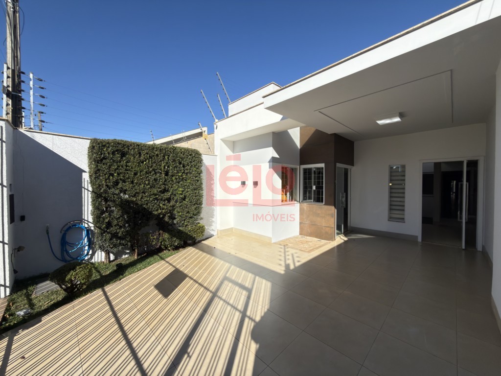 Casa Residencial para locacao no Jardim Monte Rei em Maringa com 104,99m² por R$ 3.000,00