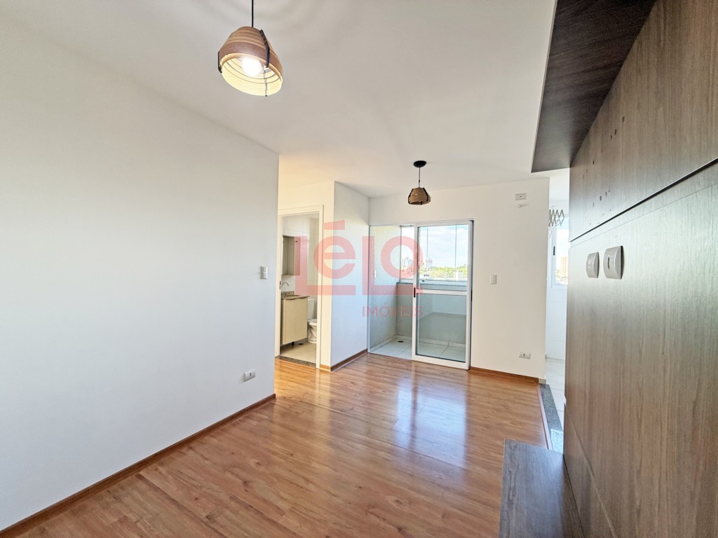 Apartamento para locacao no Vila Emilia em Maringa com 81,75m² por R$ 1.800,00