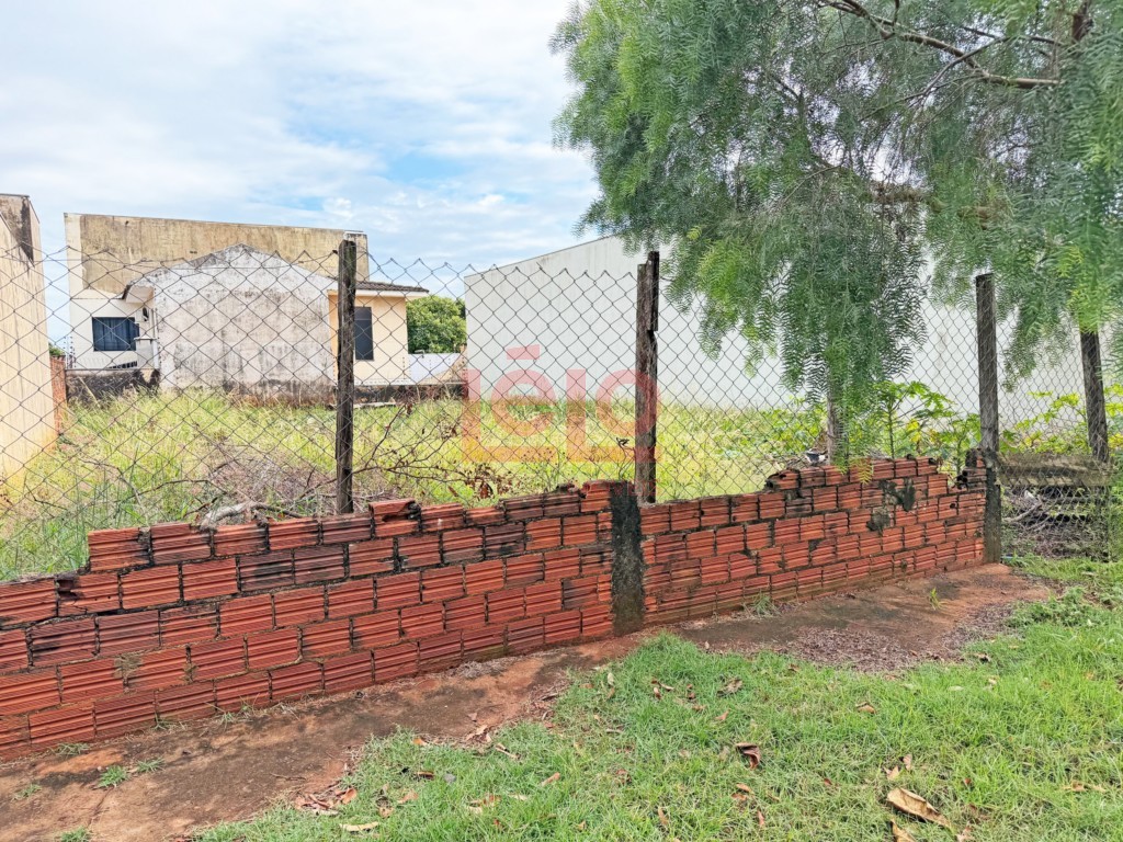 Terreno para venda no Jardim Novo Oasis em Maringa com 300,22m² por R$ 350.000,00