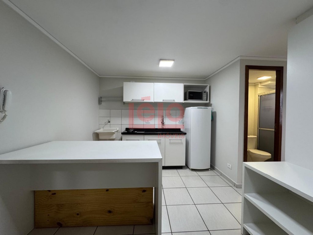 Apartamento para locacao no Zona 07 em Maringa com 57,54m² por R$ 1.400,00