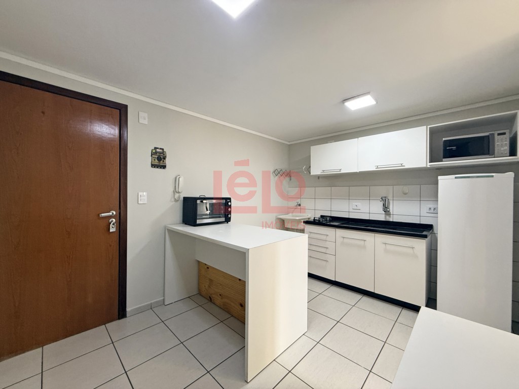 Apartamento para locacao no Zona 07 em Maringa com 57,54m² por R$ 1.400,00