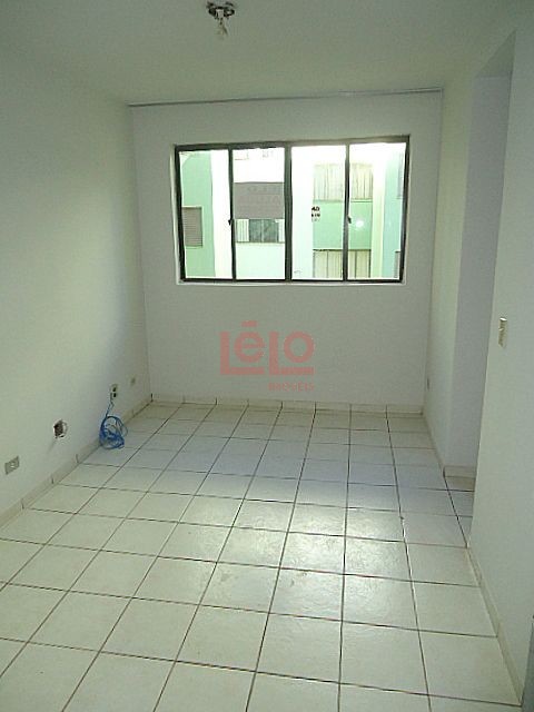 Apartamento para locacao no Zona 07 em Maringa com 91,48m² por R$ 1.100,00