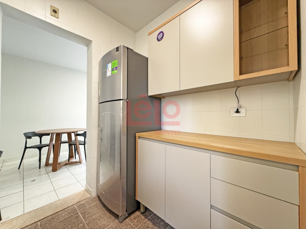 Apartamento para locacao no Zona 07 em Maringa com 91,48m² por R$ 1.350,00