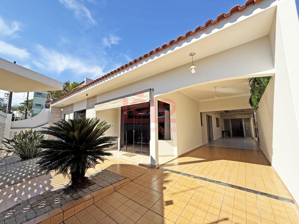 Casa Residencial para locacao no Jardim Monte Carlo em Maringa com 192,62m² por R$ 5.000,00