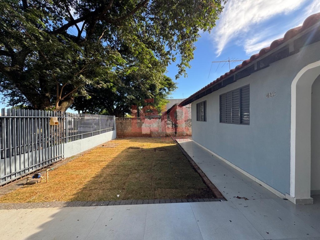 Casa Residencial para venda no Conj Inocente Vila Nova Junior em Maringa com 250m² por R$ 370.000,00