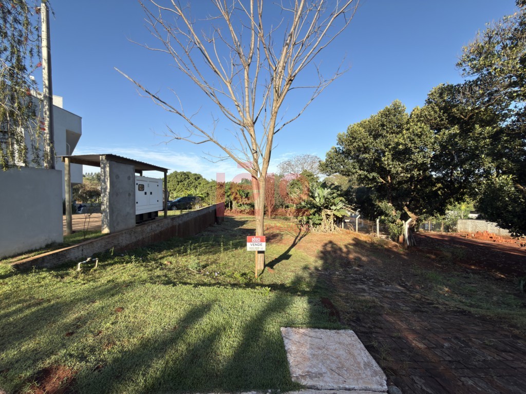 Terreno para venda no Jardim Alvorada em Maringa com 2.098,73m² por R$ 1.200.000,00