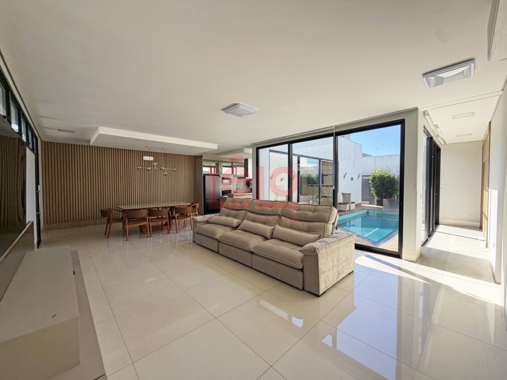 Casa em Condominio para locacao no Chacaras Aeroporto em Maringa com 233,45m² por R$ 15.000,00
