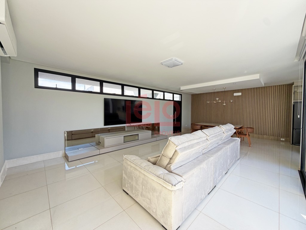 Casa em Condominio para locacao no Chacaras Aeroporto em Maringa com 233,45m² por R$ 15.000,00