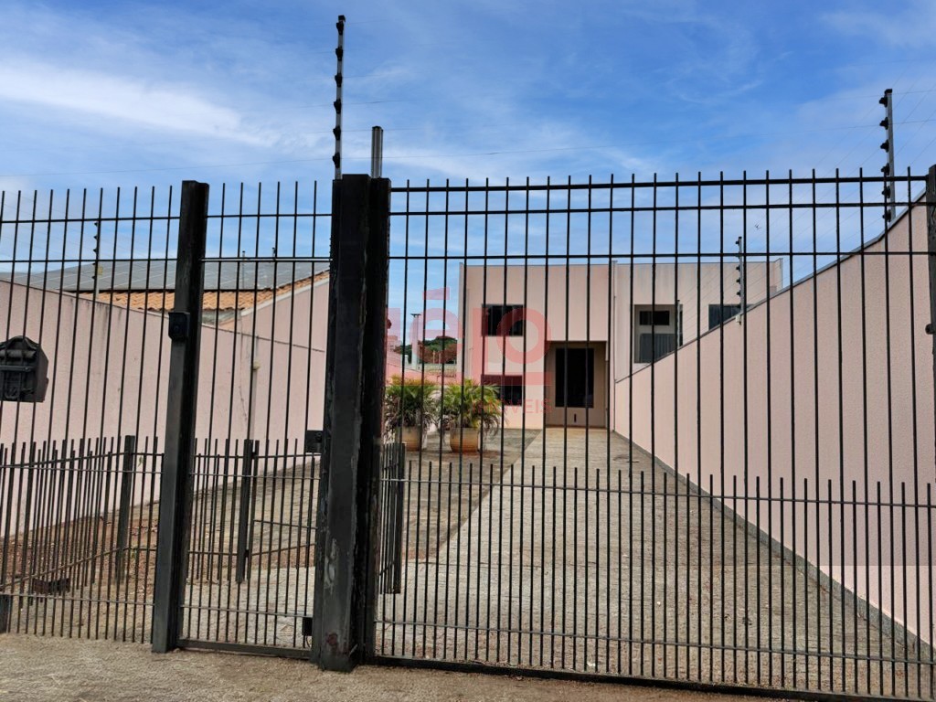 Sobrado para venda no Zona 08 em Maringa com 273,55m² por R$ 850.000,00