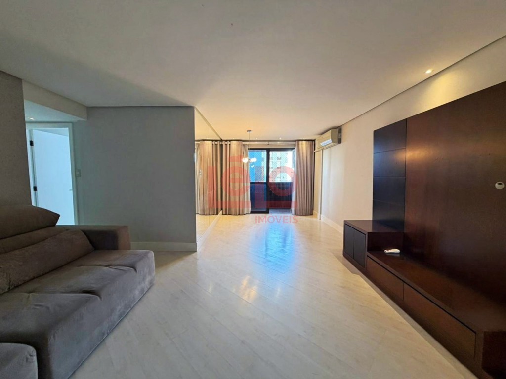 Apartamento para venda no Zona 07 em Maringa com 184,03m² por R$ 790.000,00
