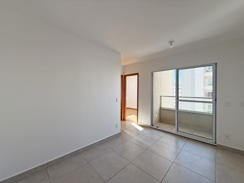 Apartamento para locacao no Jardim America em Maringa com 79,84m² por R$ 1.450,00