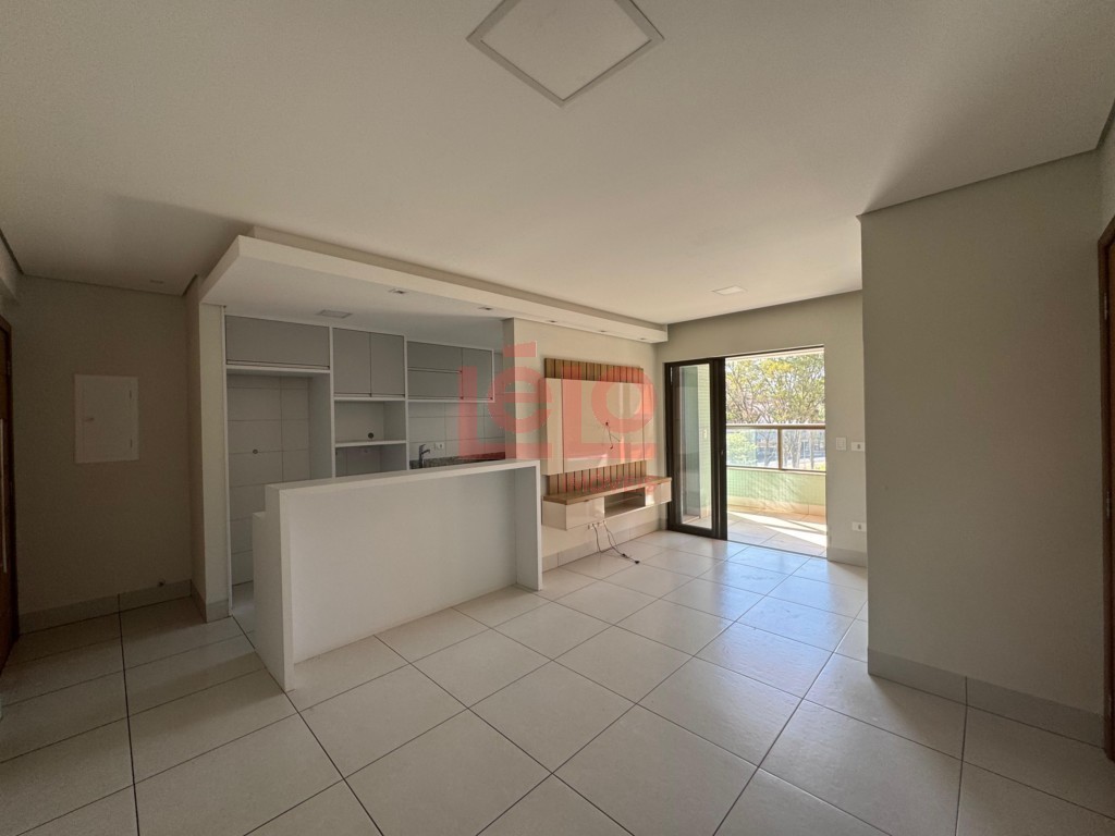 Apartamento para venda e locacao no Zona 01 em Maringa com 159,22m² por R$ 820.000,00 (venda) ou R$ 3.100,00 (locação)