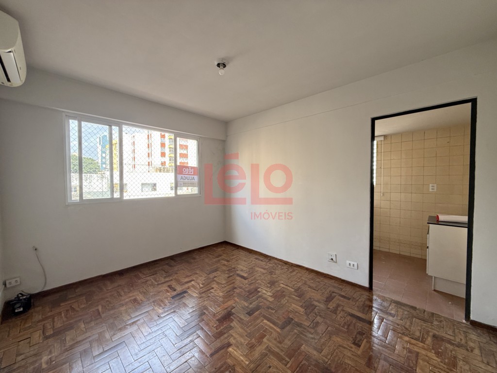 Apartamento para locacao no Zona 07 em Maringa com 77,27m² por R$ 1.100,00