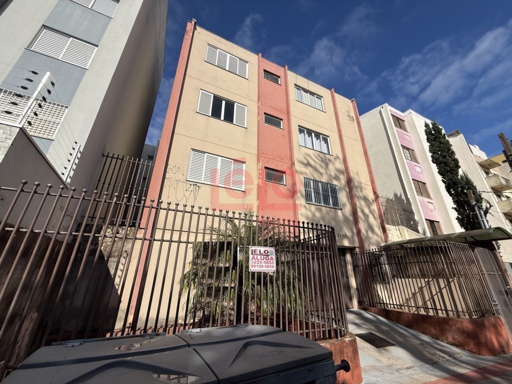 Apartamento para locacao no Zona 07 em Maringa com 77,27m² por R$ 1.100,00