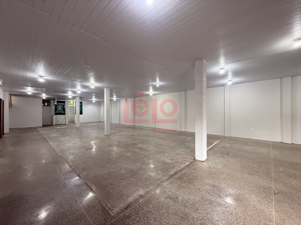Salão para locacao no Parque Hortencia em Maringa com 250m² por R$ 3.500,00