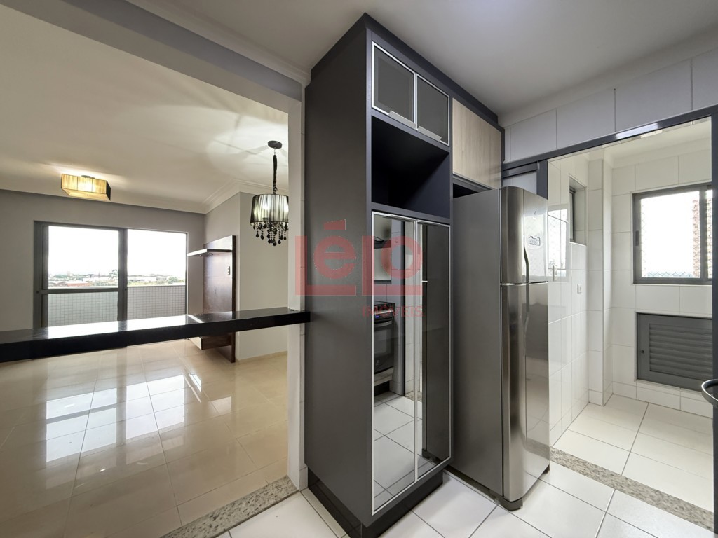 Apartamento para locacao no Zona 03 em Maringa com 135,57m² por R$ 3.500,00