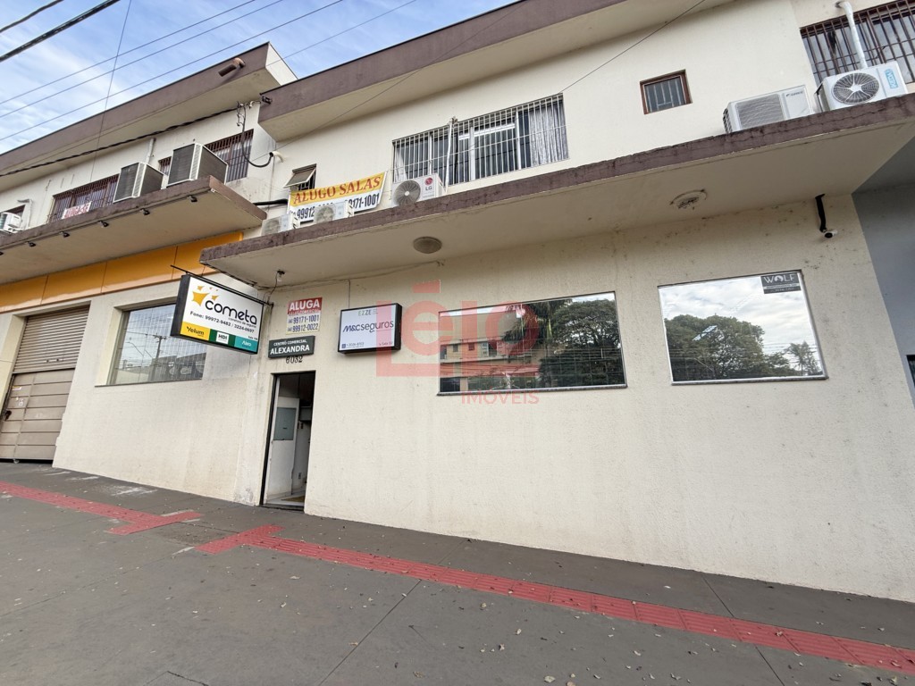 Sala/Conjunto Comercial para alugar em Zona 06, Maringá — Portal Chave Fácil