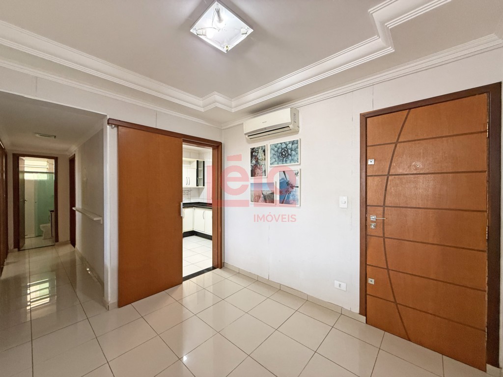 Apartamento para locacao no Zona 07 em Maringa com 78,71m² por R$ 1.700,00