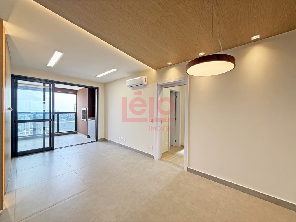 Apartamento para locacao no Zona 03 em Maringa com 0m² por R$ 7.000,00