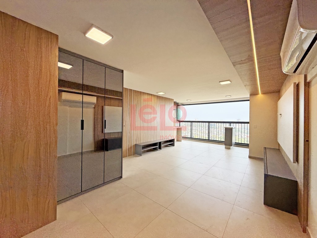 Apartamento para locacao no Zona 08 em Maringa com 133,69m² por R$ 5.000,00