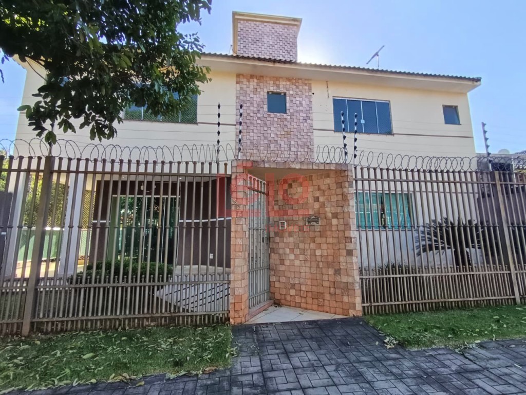 Sobrado para venda no Jardim Dourados em Maringa com 220,82m² por R$ 680.000,00