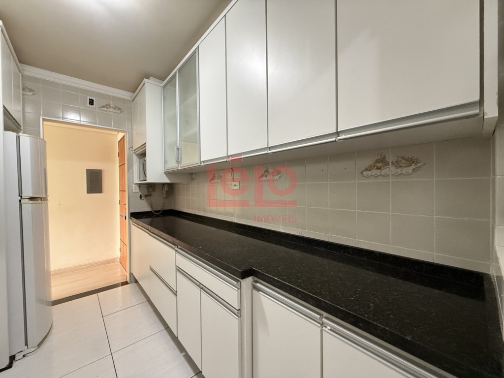 Apartamento para locacao no Vila Marumby em Maringa com 113,32m² por R$ 2.300,00