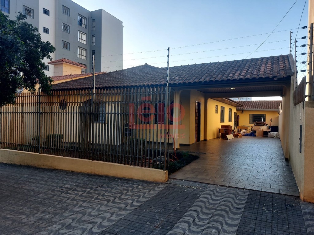 Casa Residencial para venda no Zona 07 em Maringa com 630m² por R$ 1.100.000,00