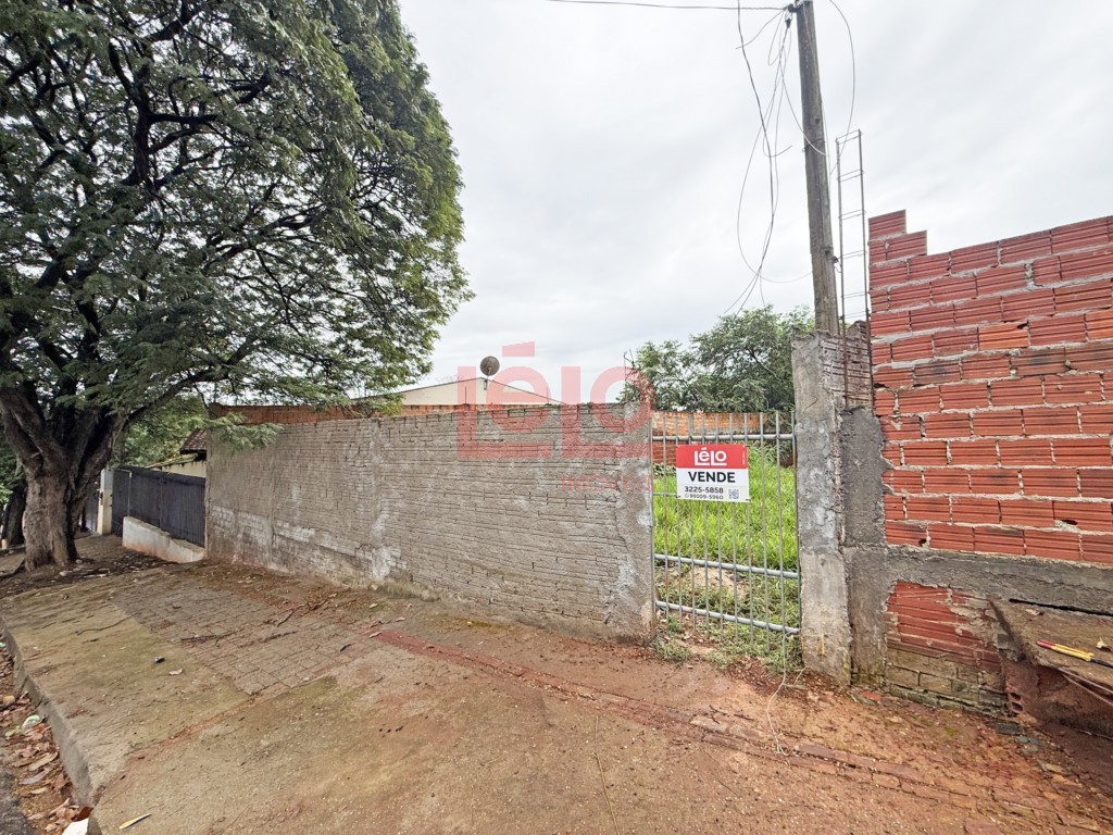 Terreno para venda no Conj Joao de Barro I em Maringa com 229,05m² por R$ 130.000,00