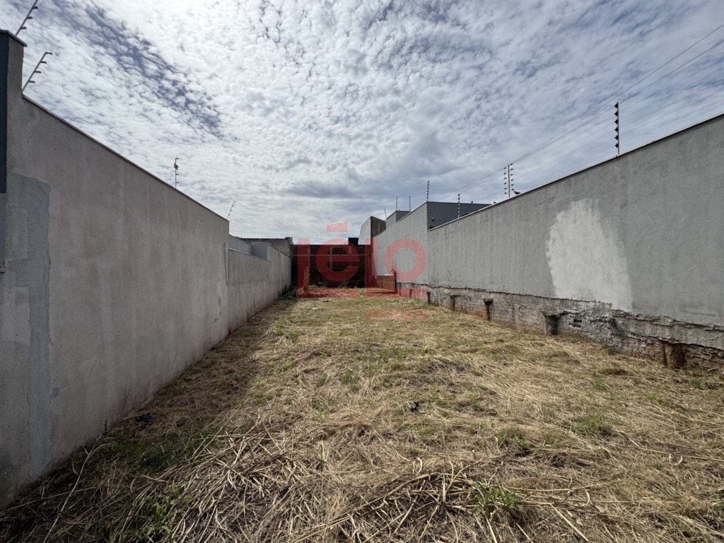 Terreno para venda no Jardim Espanha em Maringa com 229m² por R$ 250.000,00
