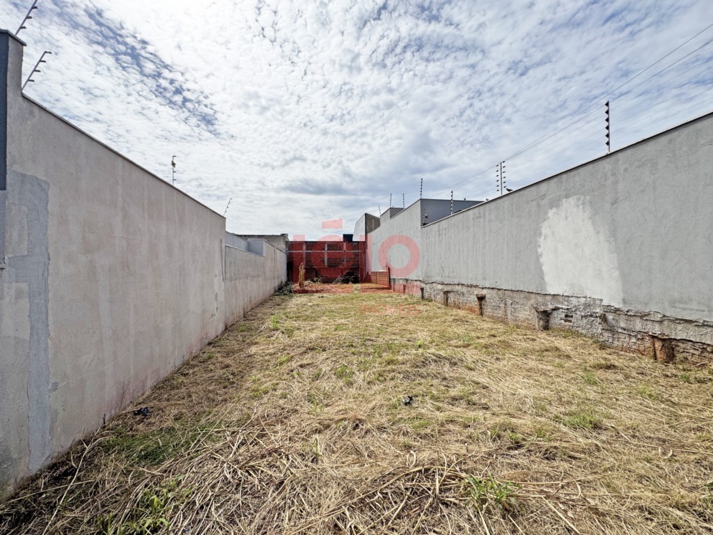 Terreno para venda no Jardim Espanha em Maringa com 229m² por R$ 250.000,00