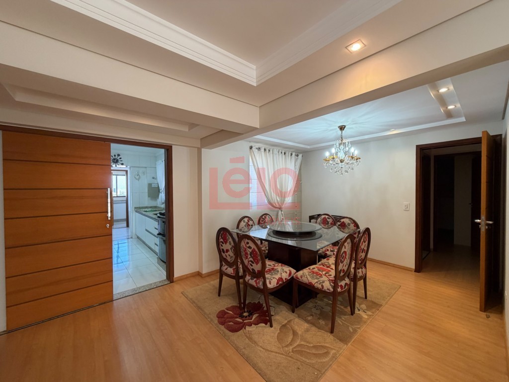 Apartamento para venda no Zona 07 em Maringa com 313,77m² por R$ 1.490.000,00