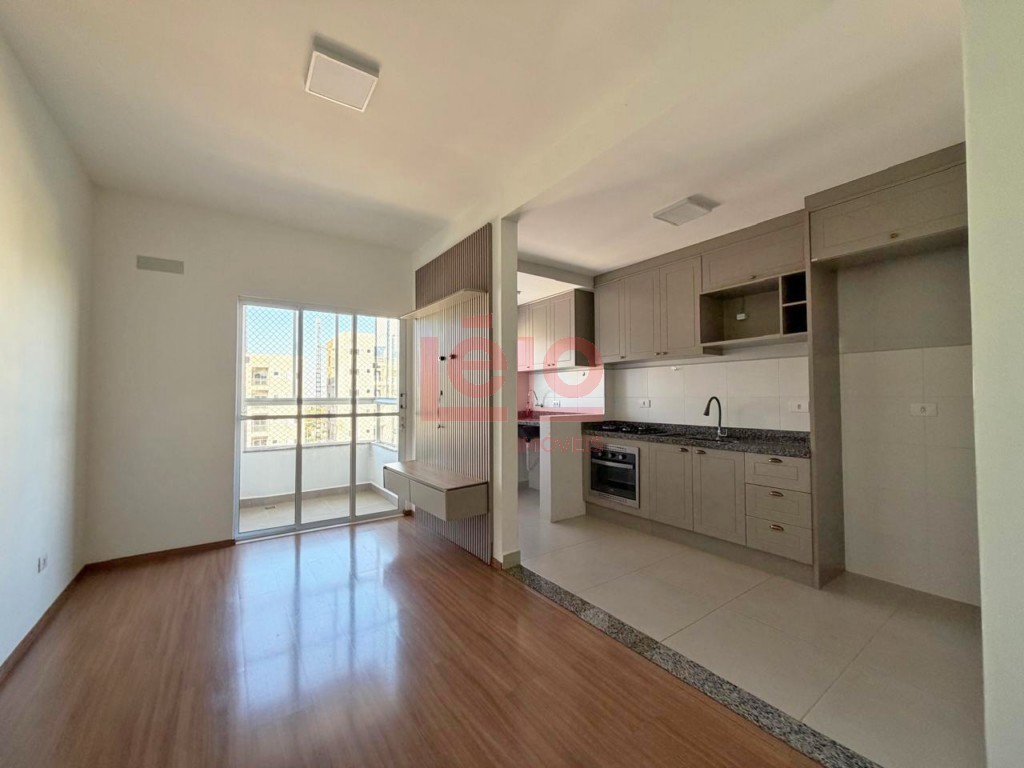 Apartamento para locacao no Parque Industrial em Maringa com 82,09m² por R$ 2.000,00