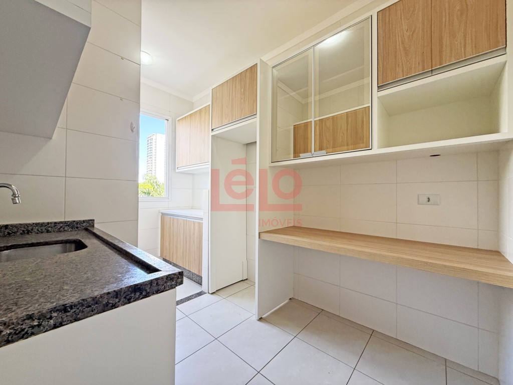Apartamento para locacao no Zona 03 em Maringa com 119,22m² por R$ 2.300,00